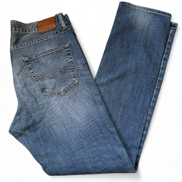 Lucky Men’s 410 Athletic fit jeans - Picture 6 of 10
